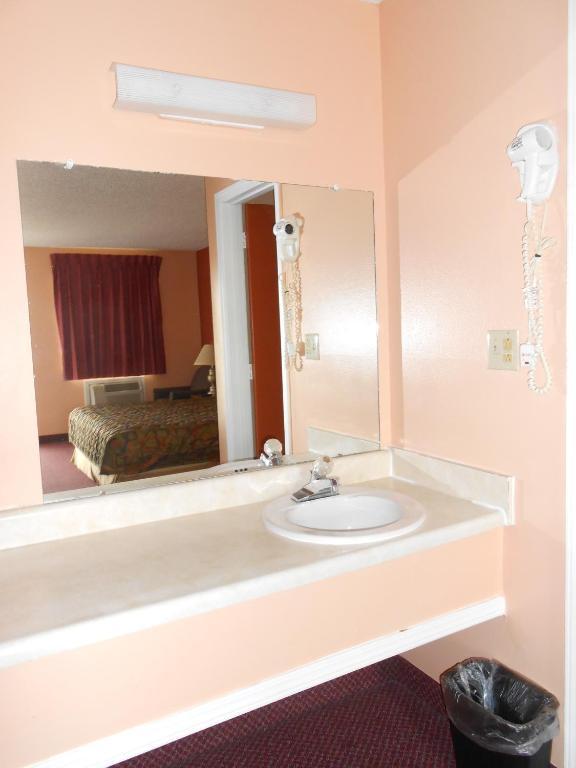 Budget Inn And Suites Siloam Springs Номер фото