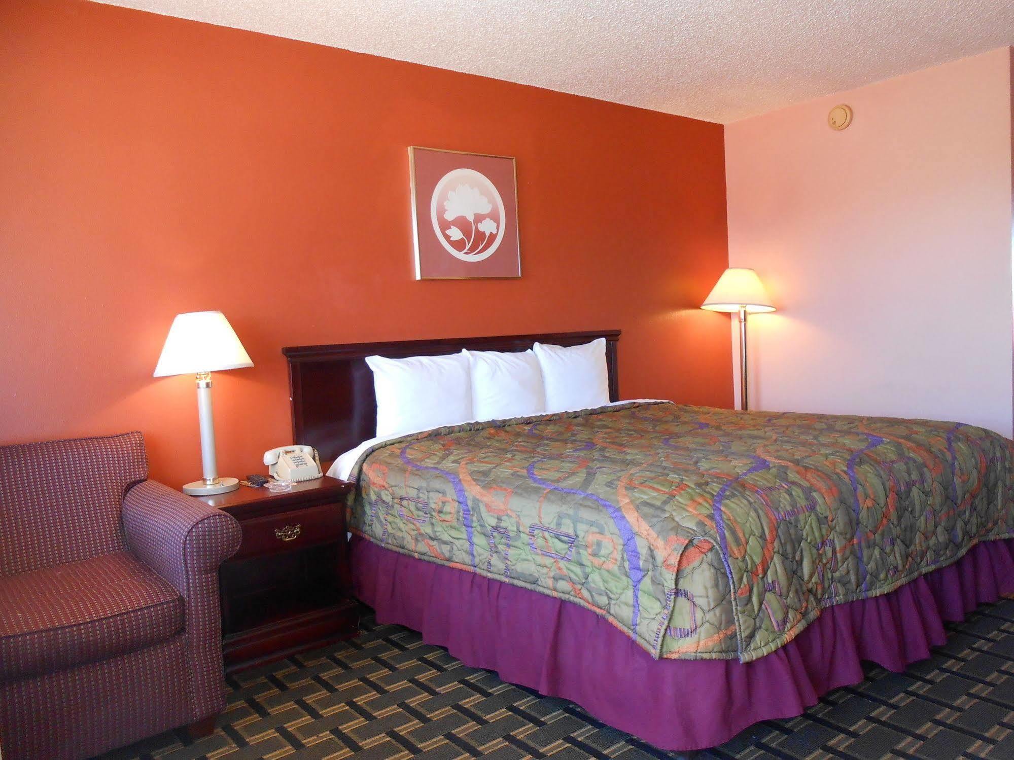 Budget Inn And Suites Siloam Springs Экстерьер фото