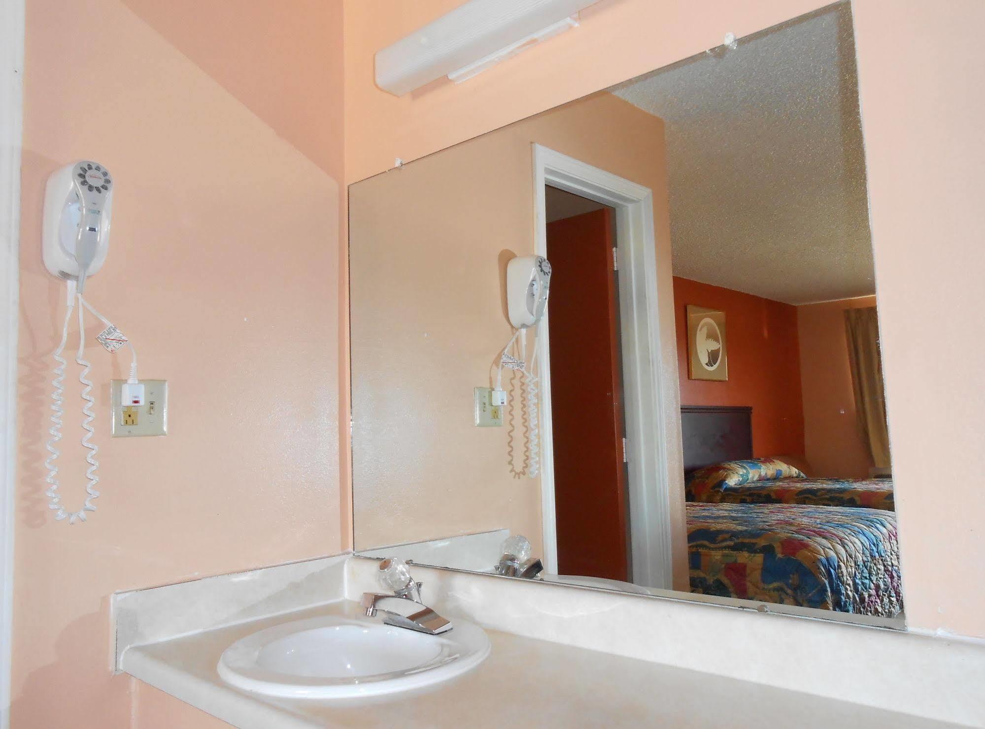 Budget Inn And Suites Siloam Springs Экстерьер фото